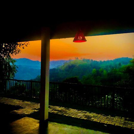 Rainbow Sky Cottage Ella Exterior photo