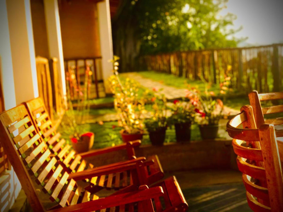 Rainbow Sky Cottage Ella Exterior photo